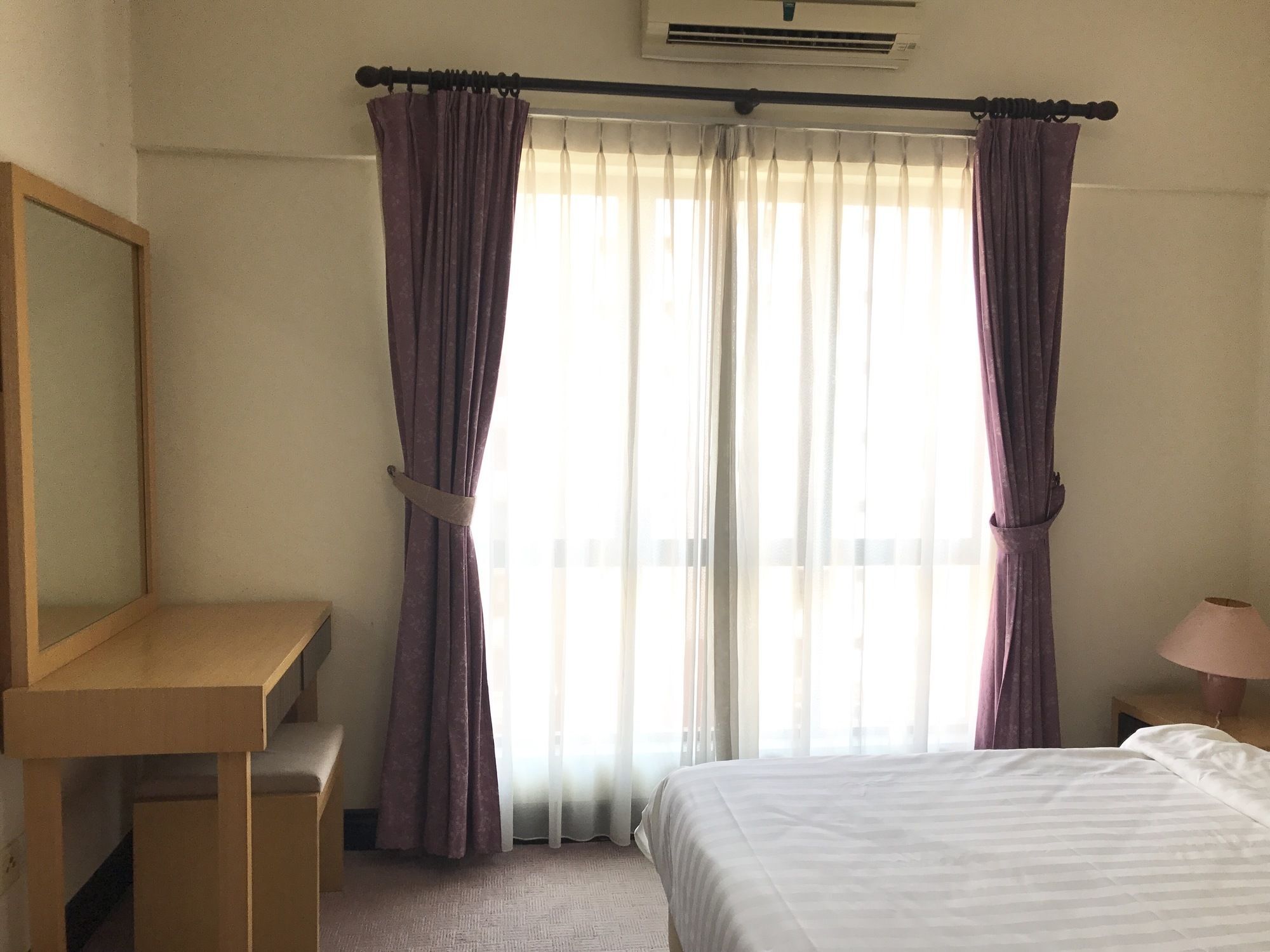 Sunset & Seaview Vacation Condos At Marina Court Resort Condo 코타키나발루 외부 사진