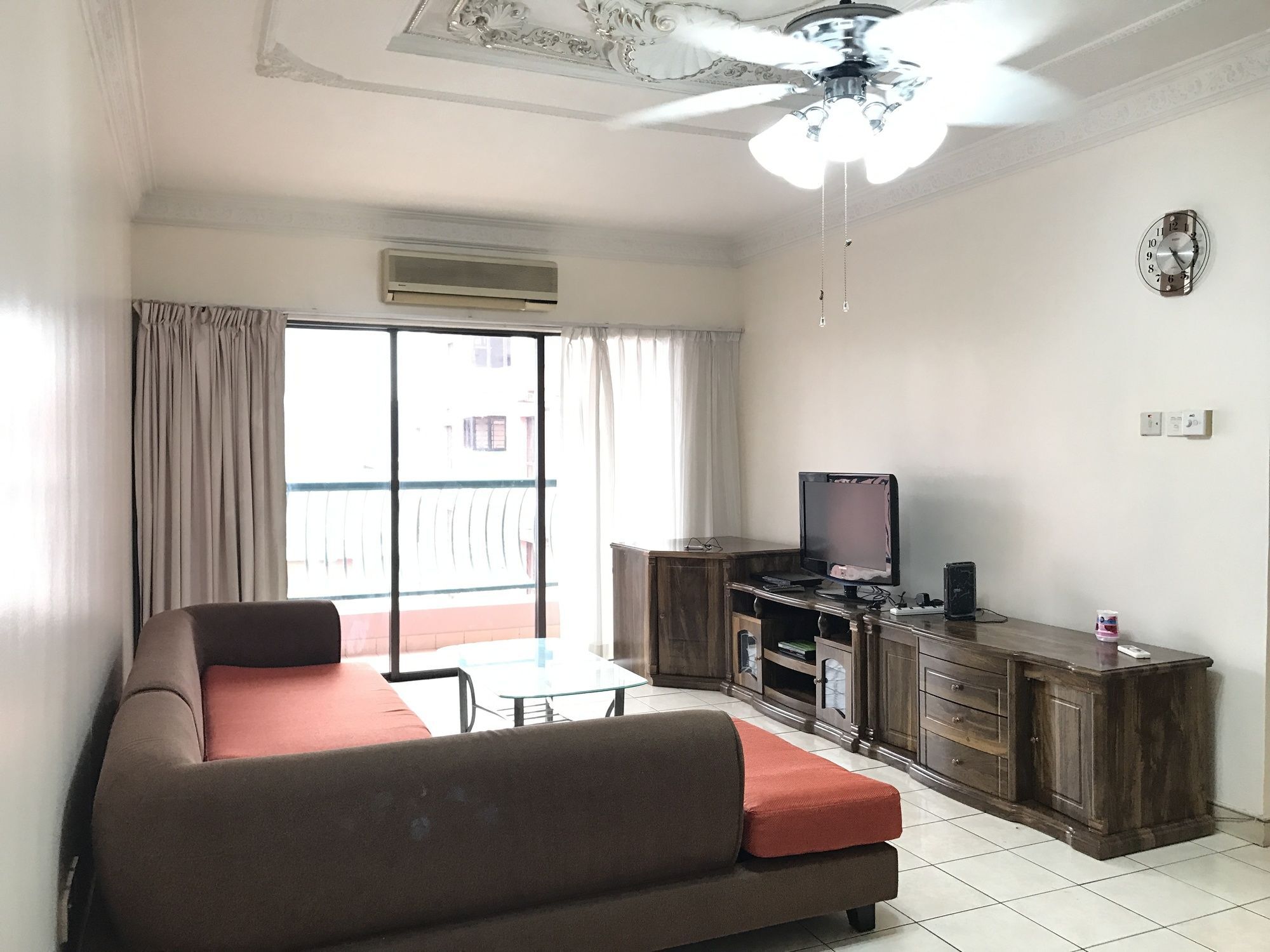 Sunset & Seaview Vacation Condos At Marina Court Resort Condo 코타키나발루 외부 사진
