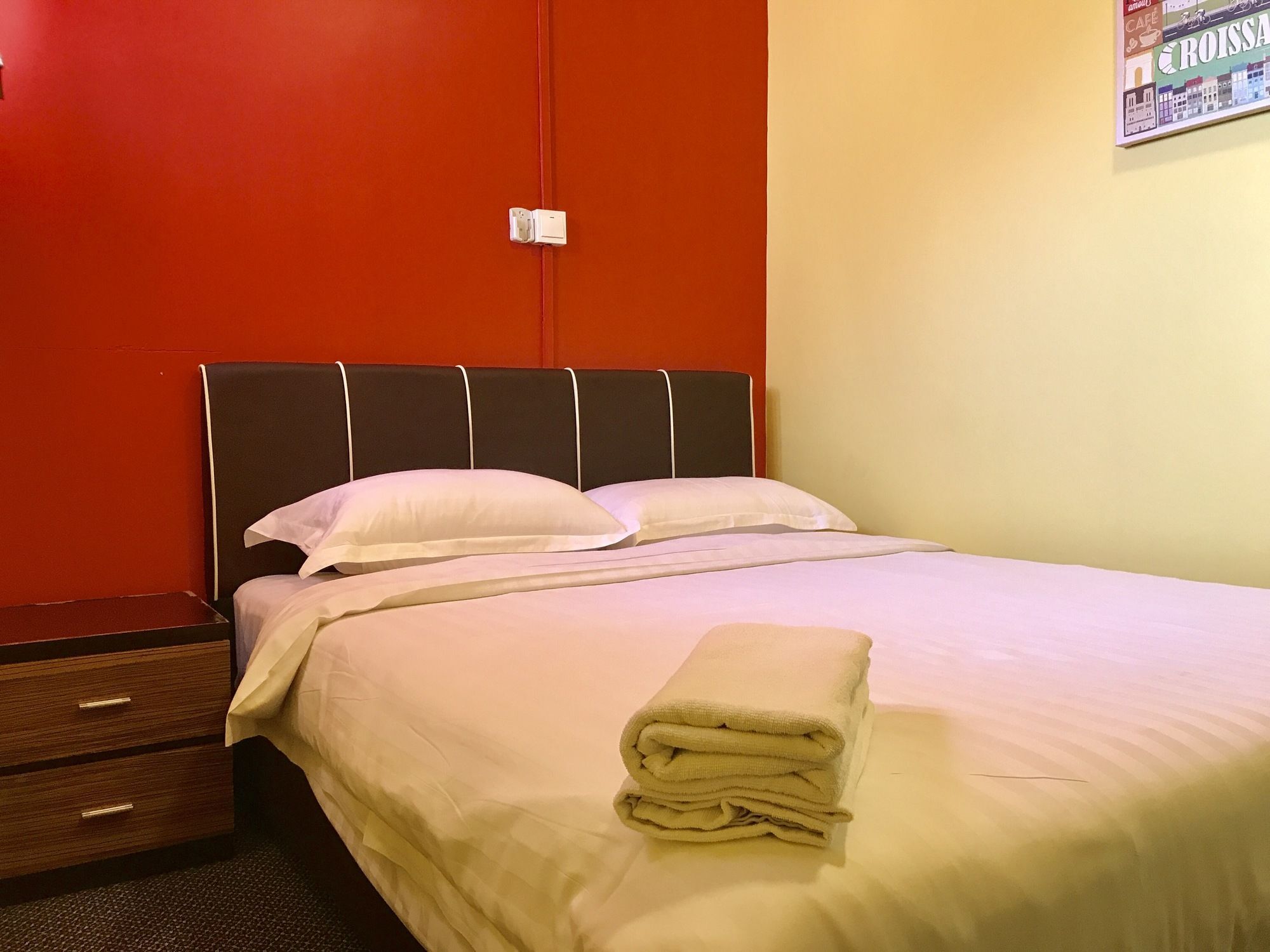 Sunset & Seaview Vacation Condos At Marina Court Resort Condo 코타키나발루 외부 사진