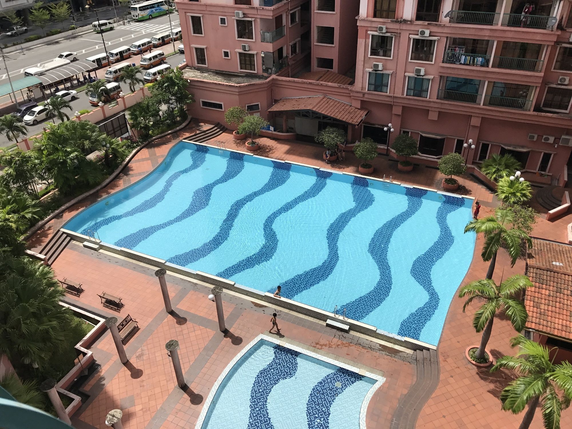Sunset & Seaview Vacation Condos At Marina Court Resort Condo 코타키나발루 외부 사진